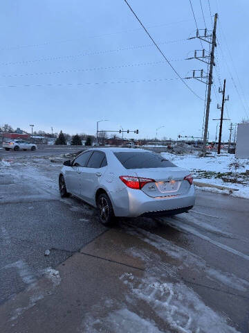 2015 Toyota Corolla LE
