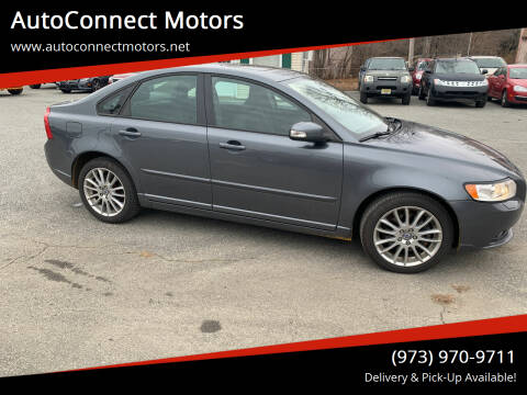 2009 Volvo S40 for sale at AutoConnect Motors in Kenvil NJ