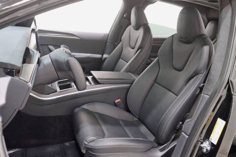 2022 Tesla Model X Plaid