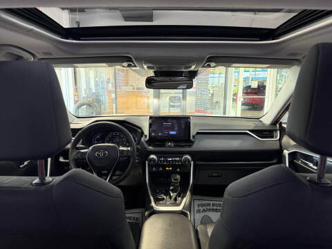 2023 Toyota RAV4 Hybrid XLE
