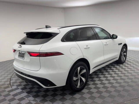 2024 Jaguar F-PACE P250 R-Dynamic S