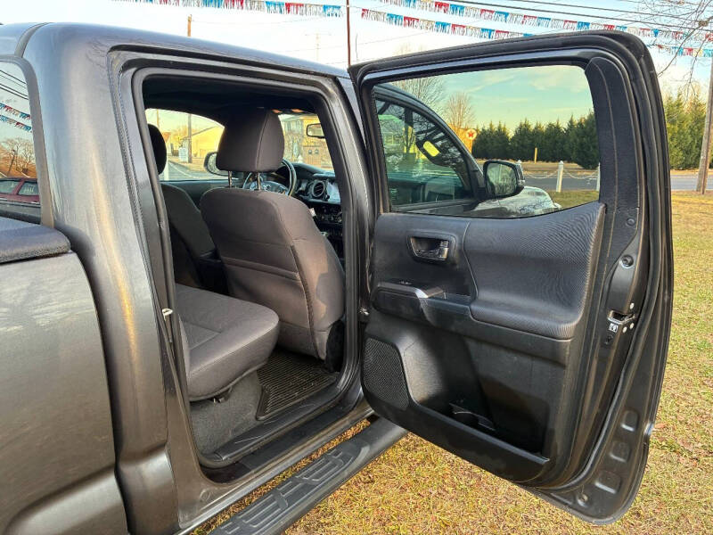 2017 Toyota Tacoma TRD Sport