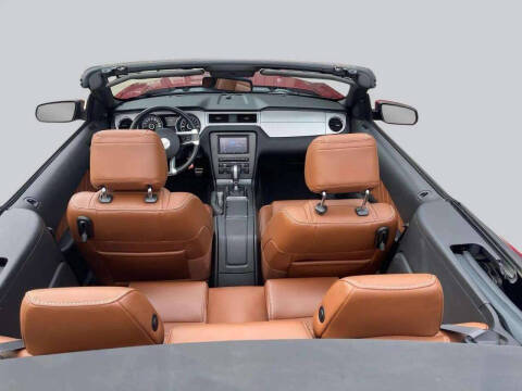 2013 Ford Mustang V6 Premium