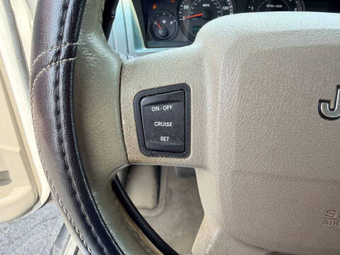 2006 Jeep Grand Cherokee Laredo