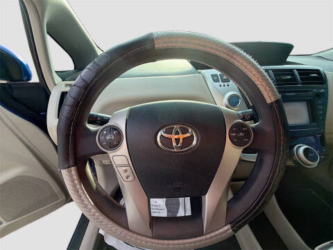 2012 Toyota Prius v Two