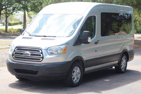 2016 Ford Transit 150 XLT