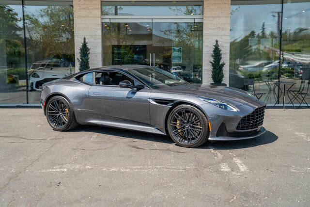 2024 Aston Martin DB12 42