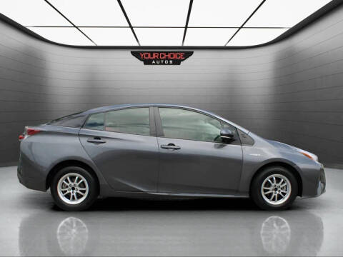 2017 Toyota Prius Two