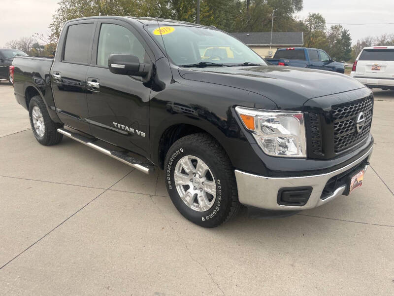 2019 Nissan Titan SL