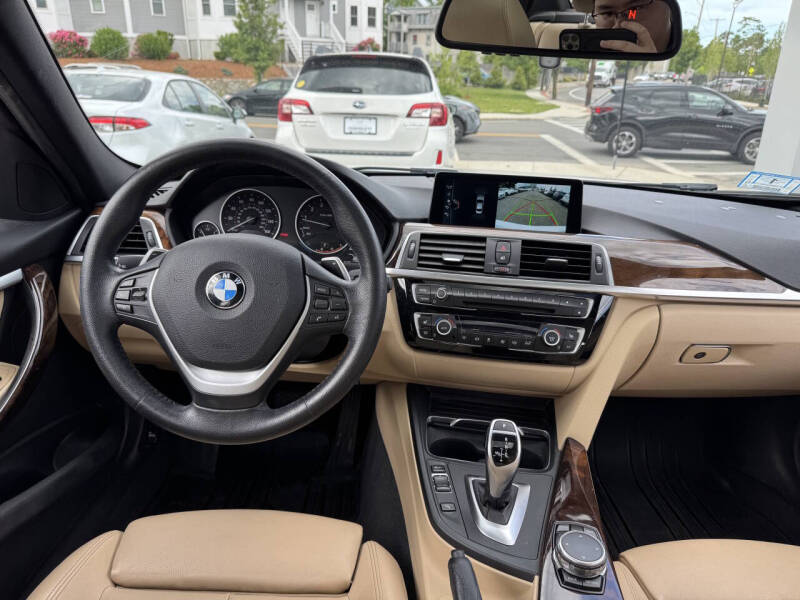 2017 BMW 3 Series 330i xDrive
