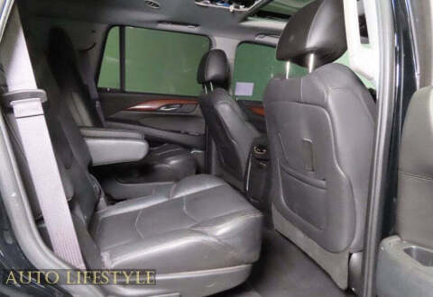 2017 Cadillac Escalade Luxury