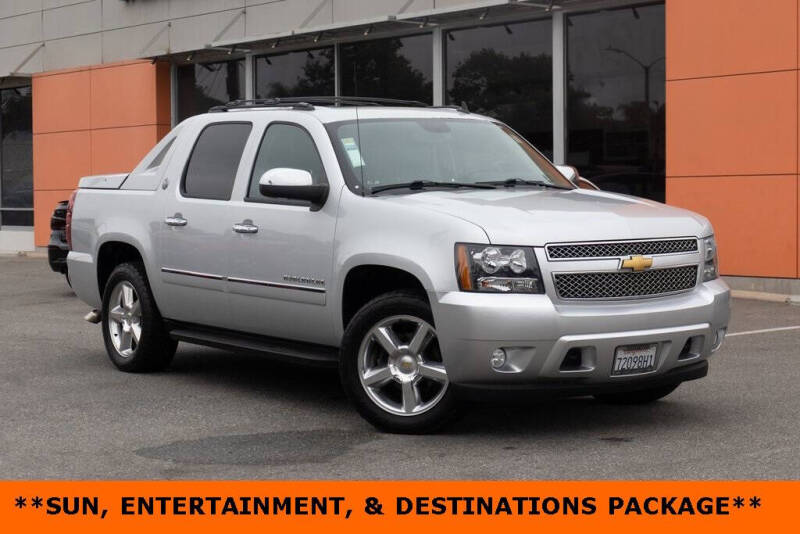 2013 Chevrolet Avalanche LTZ Black Diamond
