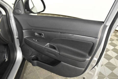 2024 Mitsubishi Outlander Sport ES