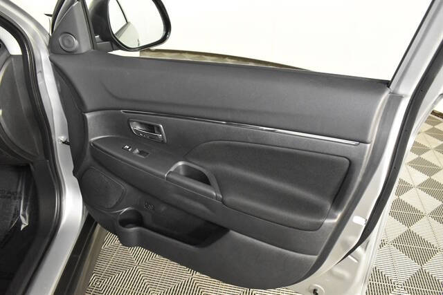 2024 Mitsubishi Outlander Sport ES