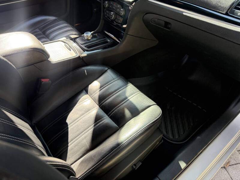 2021 Chrysler 300 S V6