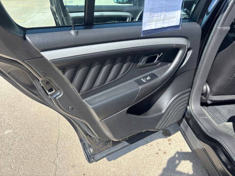 2014 Ford Taurus SEL