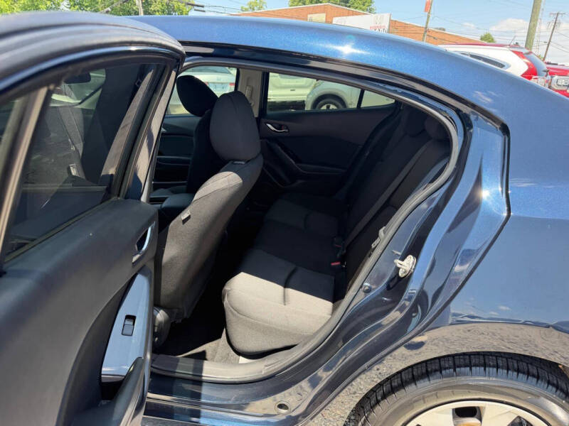 2017 Mazda MAZDA3 Sport