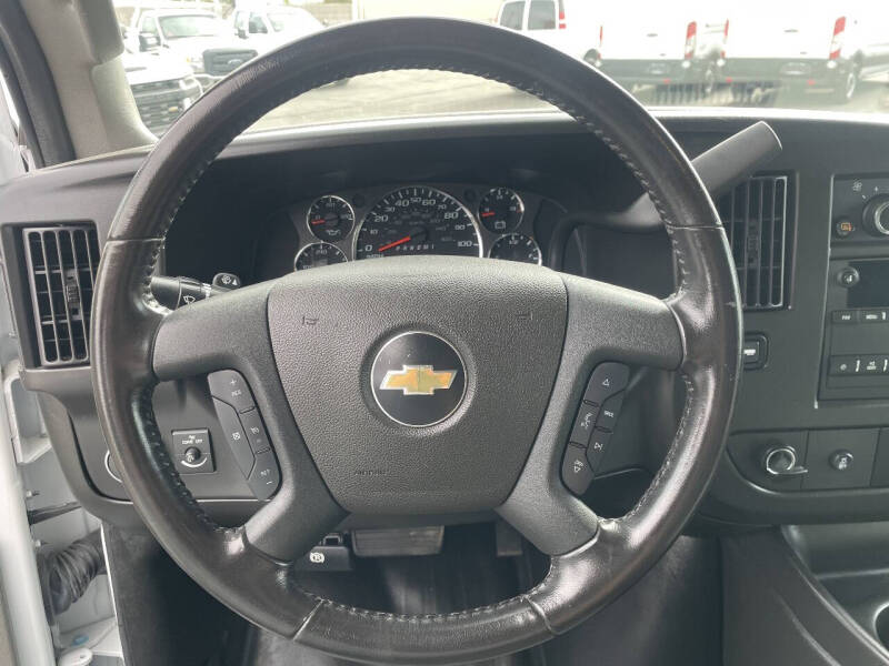 2023 Chevrolet Express 2500