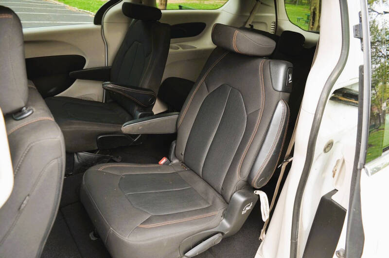 2017 Chrysler Pacifica Touring
