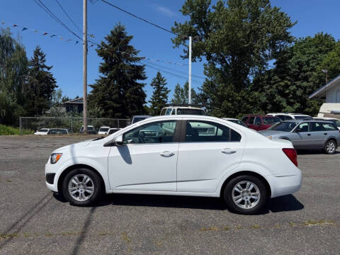 2013 Chevrolet Sonic LT Auto