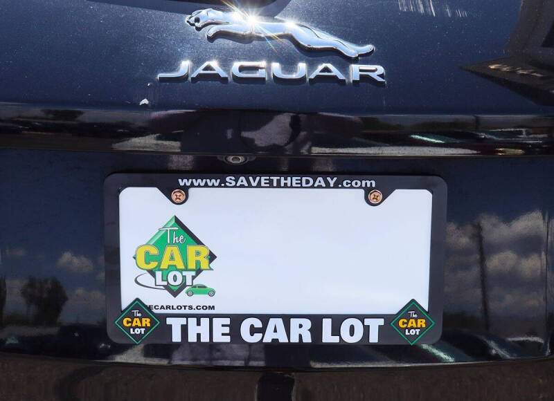 2019 Jaguar F-PACE 30t Prestige