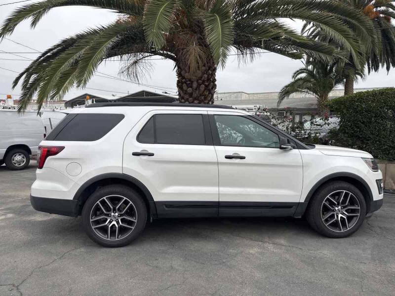 2016 Ford Explorer Sport