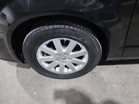 2013 Chrysler Town and Country Touring