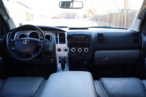 2008 Toyota Sequoia SR5
