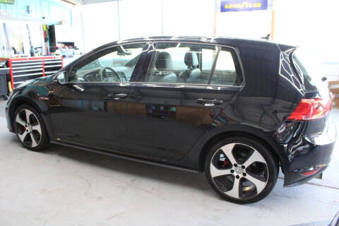 2016 Volkswagen Golf GTI SE