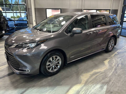 2021 Toyota Sienna XLE 7-Passenger