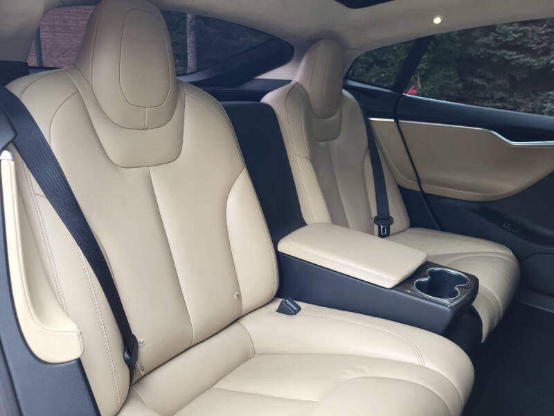 2015 Tesla Model S P85D