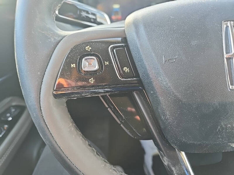 2025 Lincoln Corsair Premiere