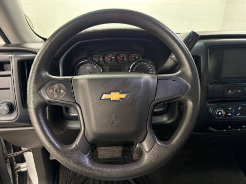 2018 Chevrolet Silverado 1500 Custom