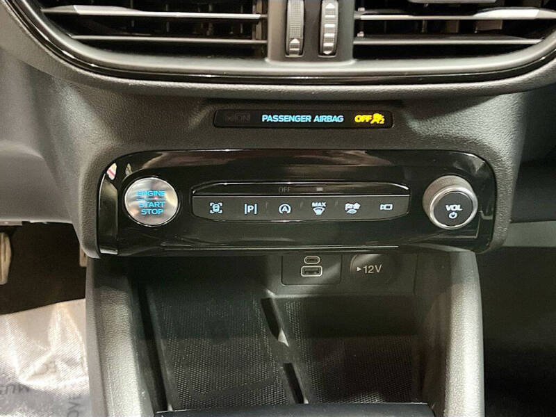 2025 Ford Escape ST-Line Elite