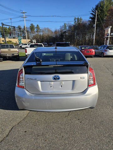 2013 Toyota Prius Two