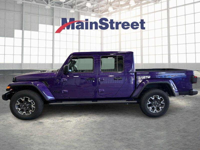 2026 Jeep Gladiator Sahara