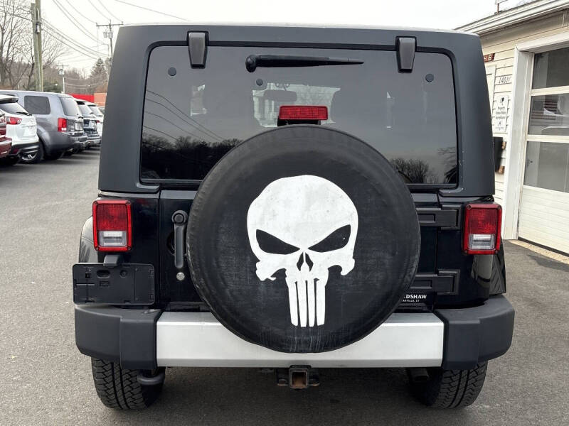 2013 Jeep Wrangler Sahara