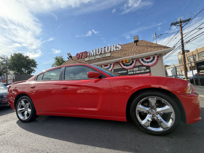 2014 Dodge Charger SXT Plus