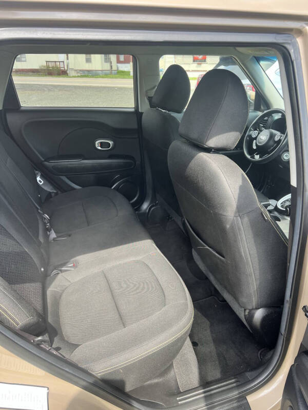 2014 Kia Soul +