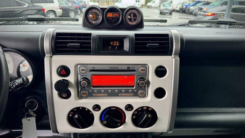 2011 Toyota FJ Cruiser