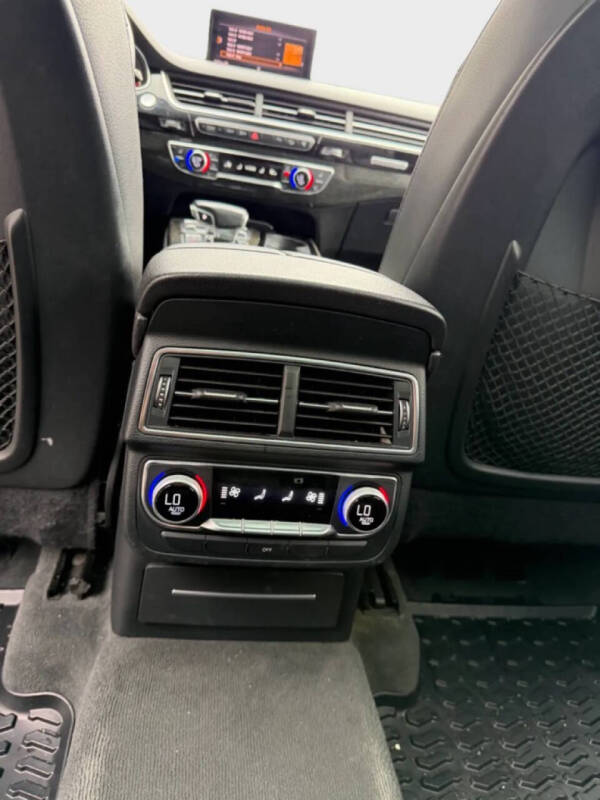 2017 Audi Q7 3.0T quattro Prestige