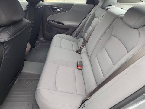 2025 Chevrolet Malibu LS