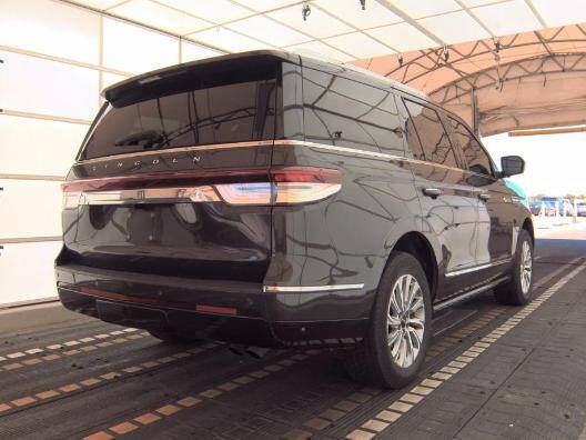 2023 Lincoln Navigator Standard