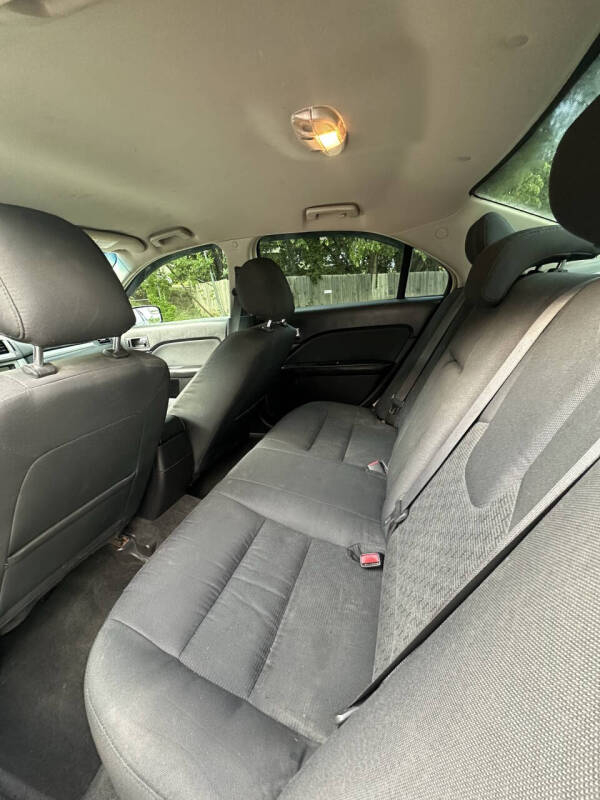2012 Ford Fusion SE