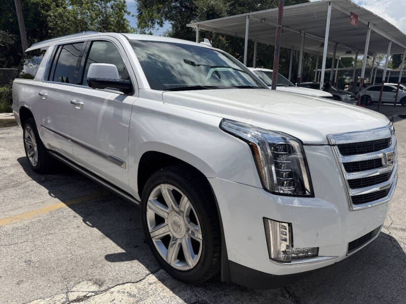 2017 Cadillac Escalade ESV Premium Luxury