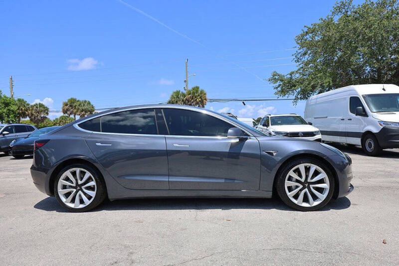 2020 Tesla Model 3 Long Range