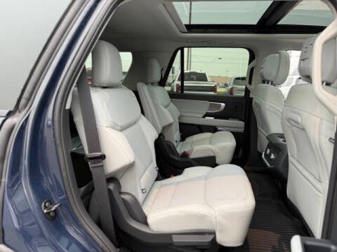2027 Ford Expedition Platinum