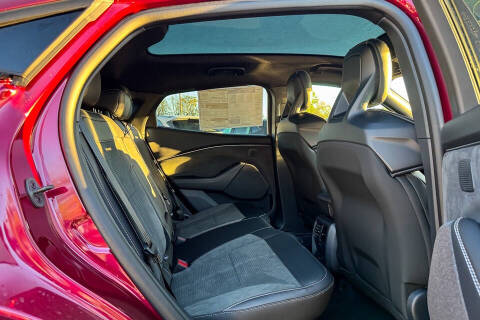 2025 Ford Mustang Mach-E GT