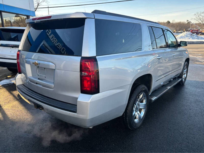 2017 Chevrolet Suburban LT