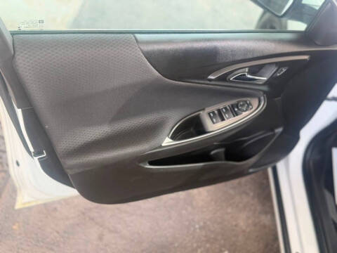 2017 Chevrolet Malibu LT